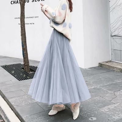 冬のジャニーズライブにおすすめの服装5選｜【大人かわいい】ふわふわニット×ロングスカート